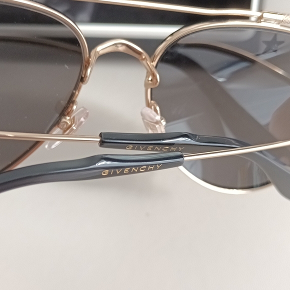 NWT GIVENCHY STAR AVIATOR SUNGLASSES - Picture 6 of 10